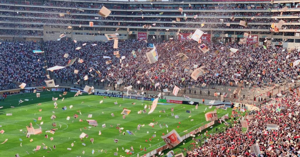 Tribün geyiği ve taraftar